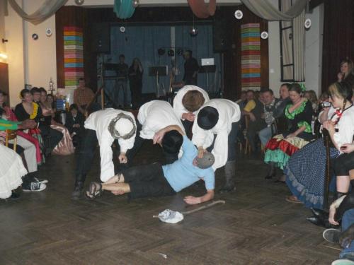 19.01.2011 - 2011-ples Letem světem-pořádají Sokoli a Klub žen